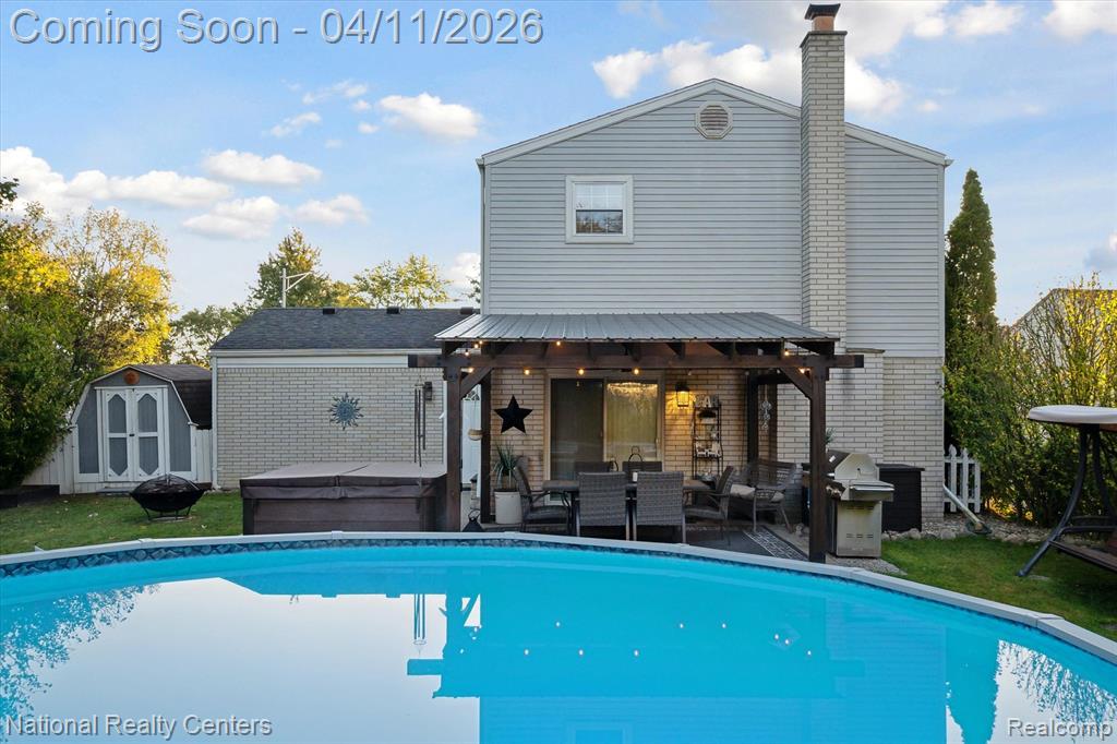 594 Worchester Street, Westland, MI 48186 — Photo 32
