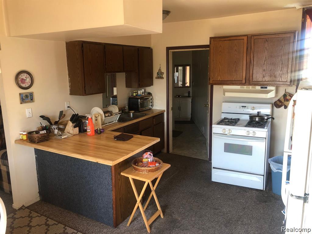 910 Monroe Street, Carleton, MI 48117 — Photo 7