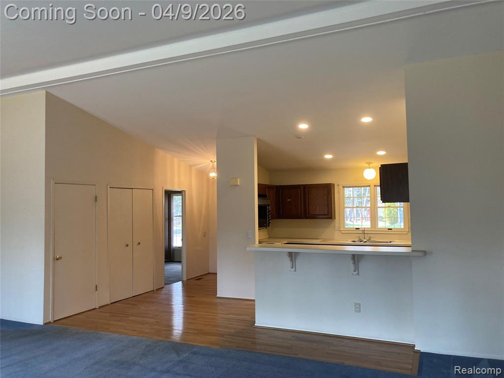 2375 Avondale Street W, Keego Harbor, MI 48320 — Photo 7