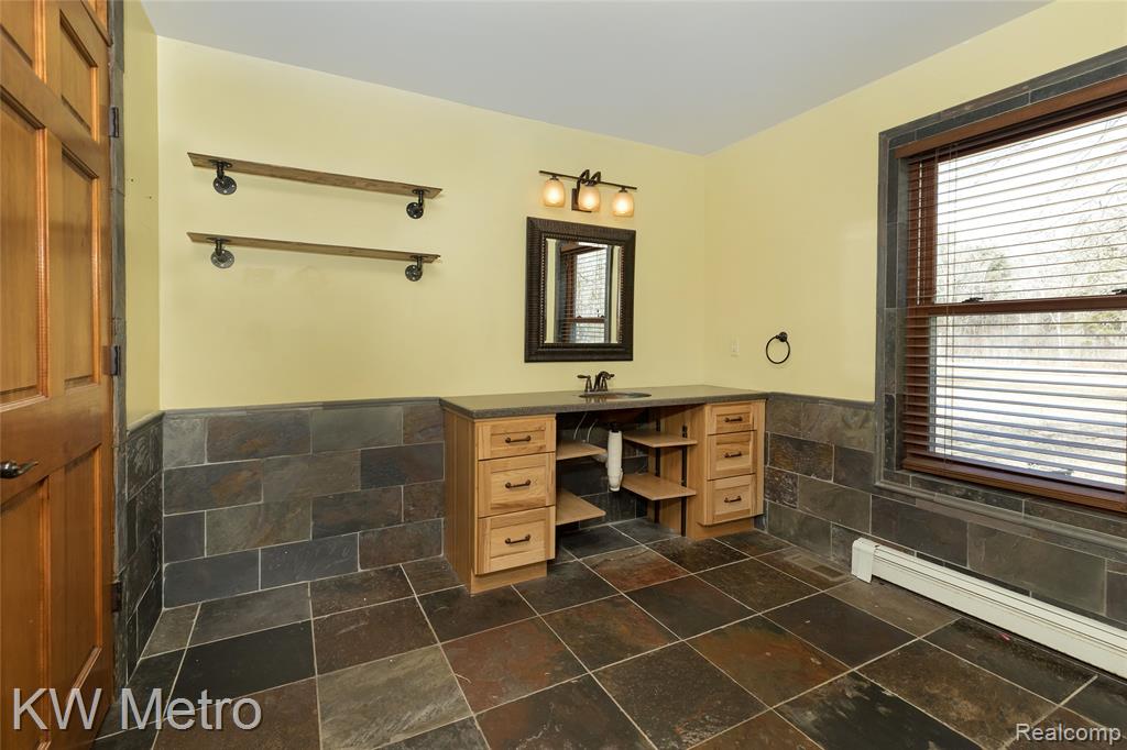 8665 Meskill Road, Columbus, MI — Photo 30