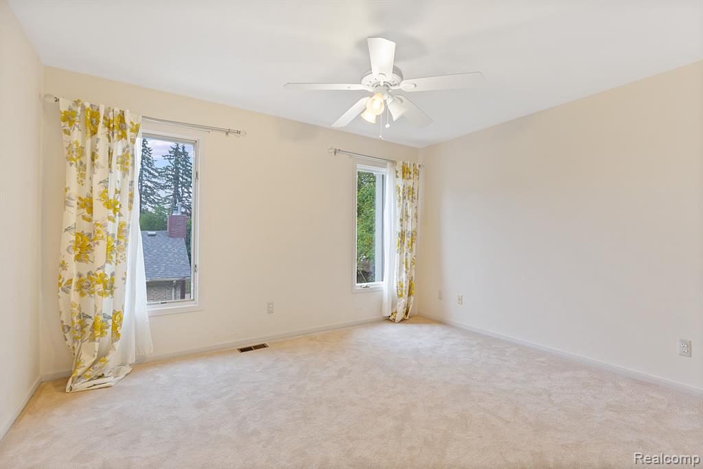 6786 TORYBROOKE Circle, West Bloomfield, MI 48323 — Photo 29