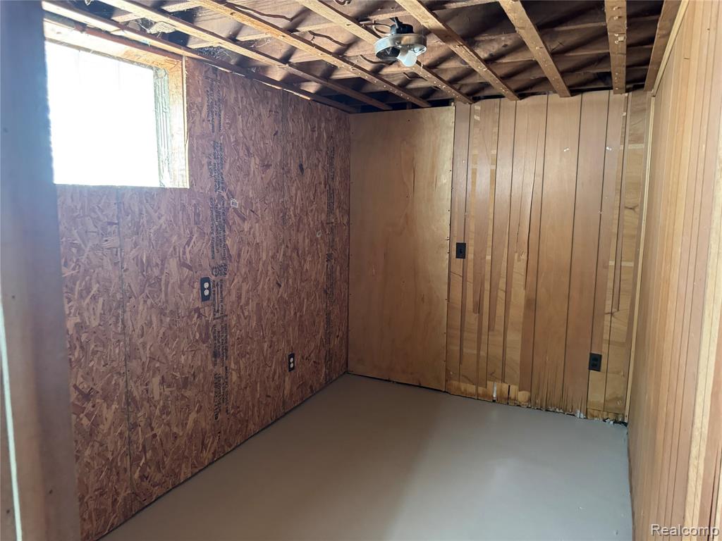 6380 Rosemont Avenue, Detroit, MI 48228 — Photo 19
