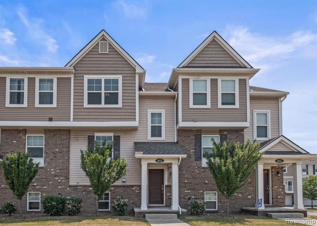 4621 BRADLEY Circle, Troy, MI 48085