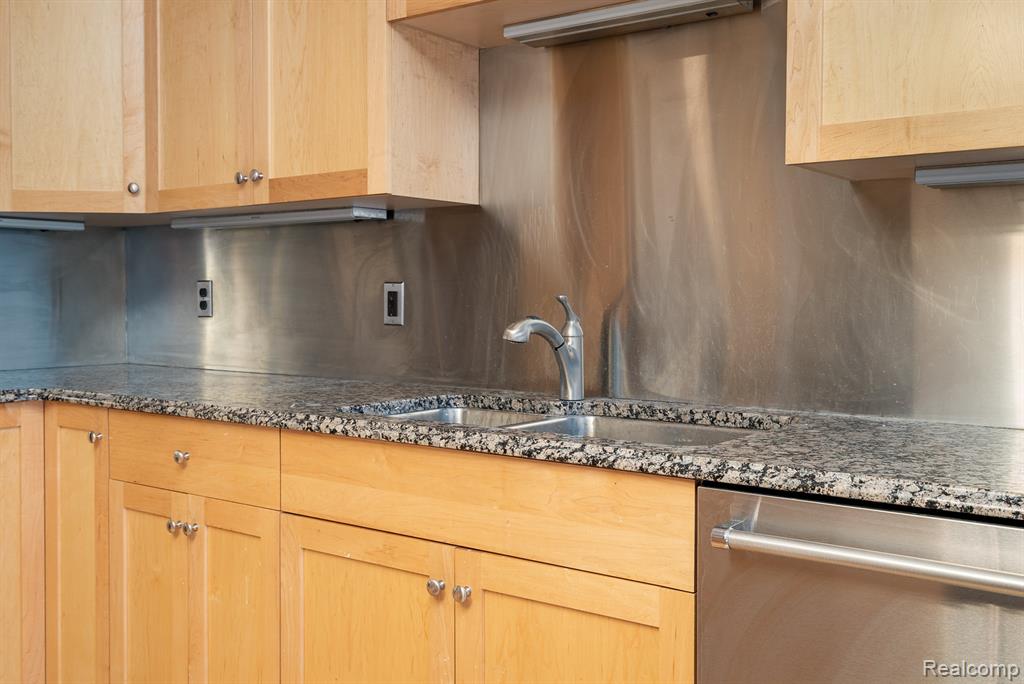610 #204 S. Troy, Royal Oak, MI 48067 — Photo 7