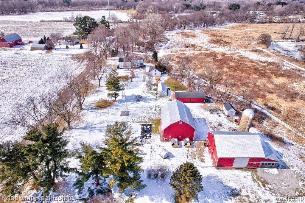 5383 Riverview Drive, Bridgeport, MI 48722 — Photo 81