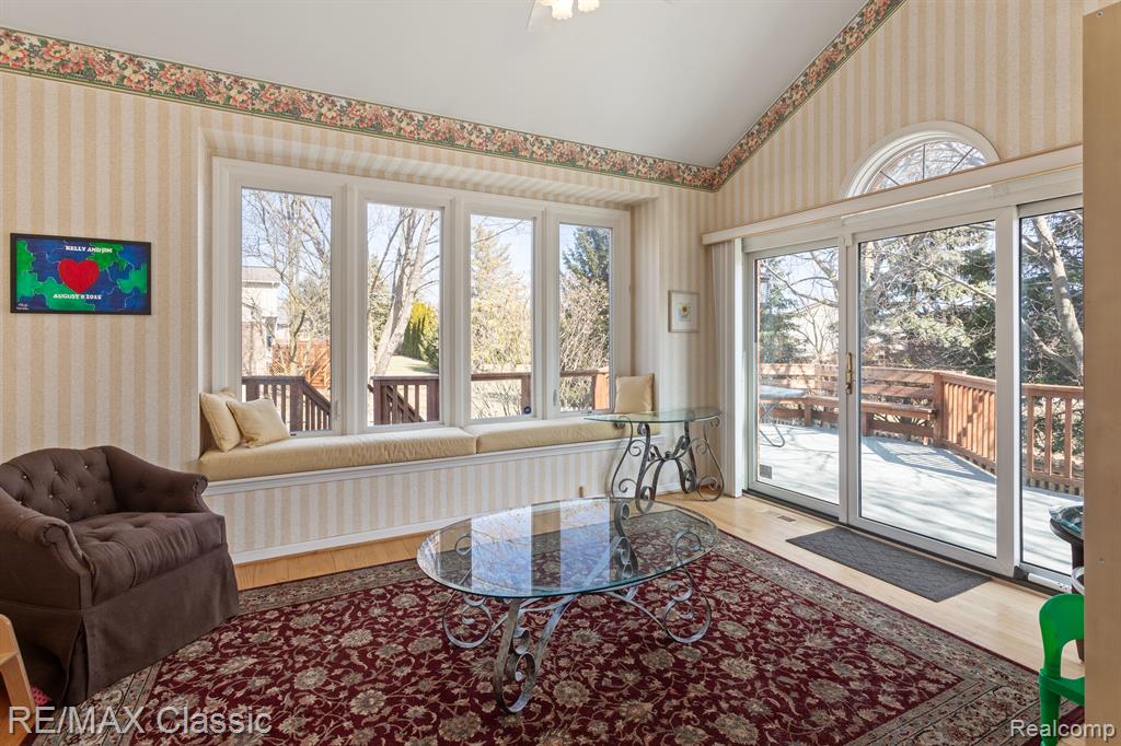 6904 GRANGER Drive, Troy, MI 48098 — Photo 19
