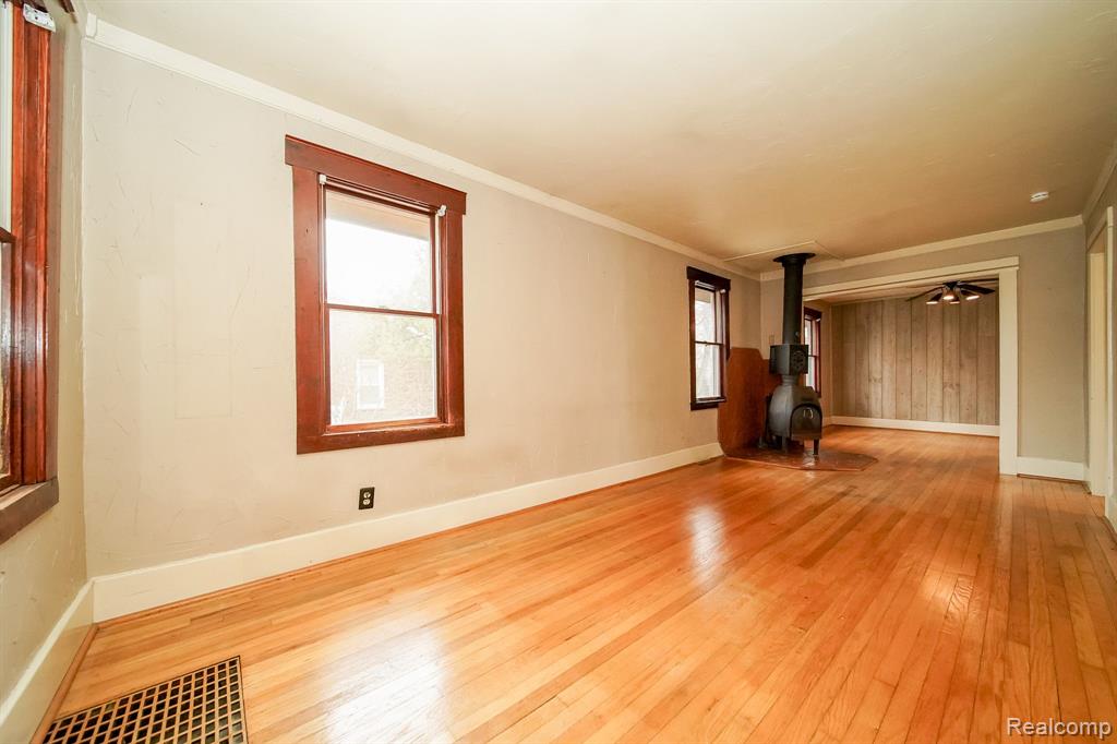 873 HENDRICKSON Boulevard, Clawson, MI — Photo 21