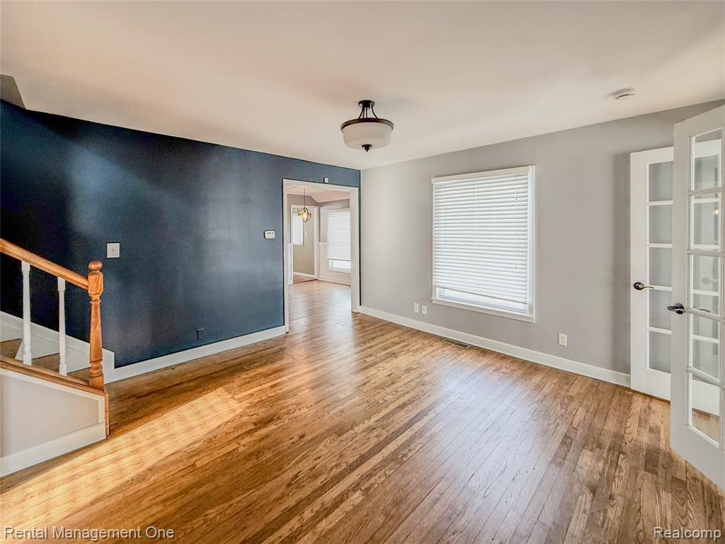 49 Hovey Street, Oxford, MI 48371 — Photo 5
