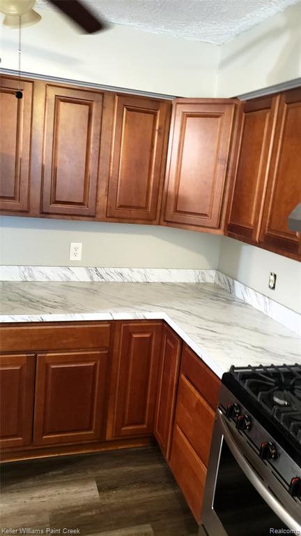 138 W Strathmore Avenue, Pontiac, MI 48340 — Photo 9