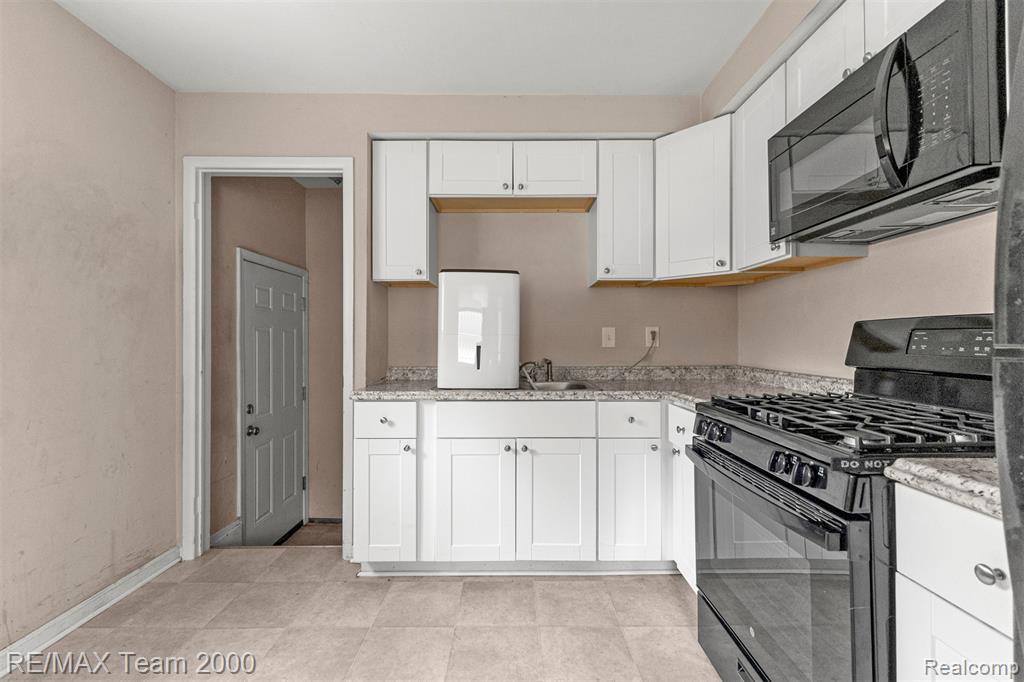 6924 Fellrath Street, Taylor, MI 48180 — Photo 8