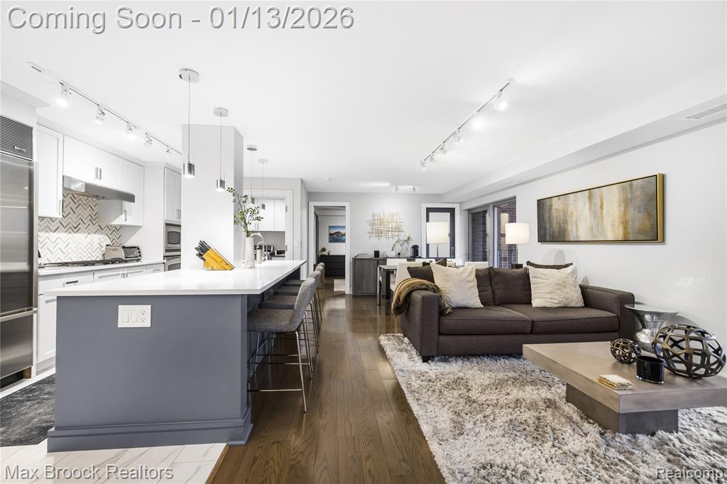 411 S Old Woodward Avenue, 611, Birmingham, MI 48009 — Photo 11
