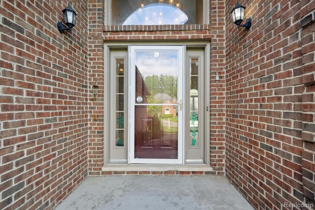 55712 LANCEWOOD Drive, Shelby Twp, MI 48316 — Photo 9