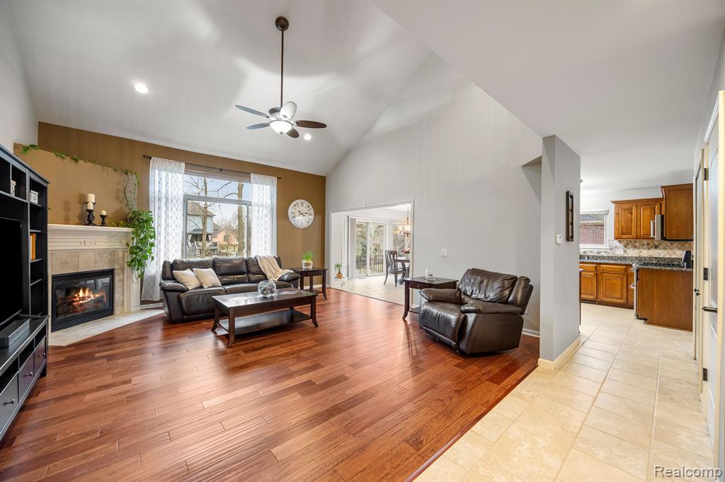 54652 White Spruce Lane, Shelby Twp, MI 48315 — Photo 9
