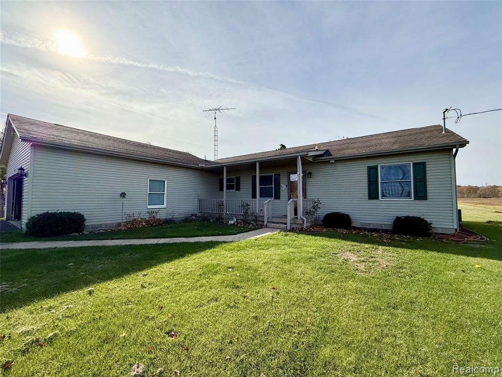 10415 N Genesee Road, Mount Morris, MI 48458 — Photo 25