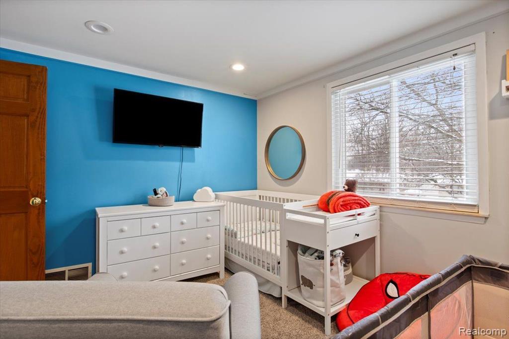 39663 WALES Street, Canton, MI 48188 — Photo 22