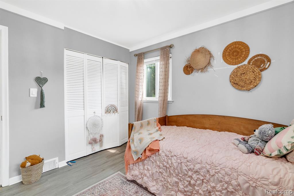 3959 Detroit Street, Dearborn Heights, MI 48125 — Photo 17