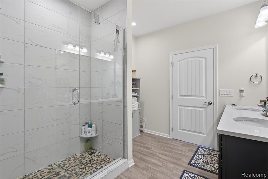 48827 Windfall Road, Novi, MI — Photo 32