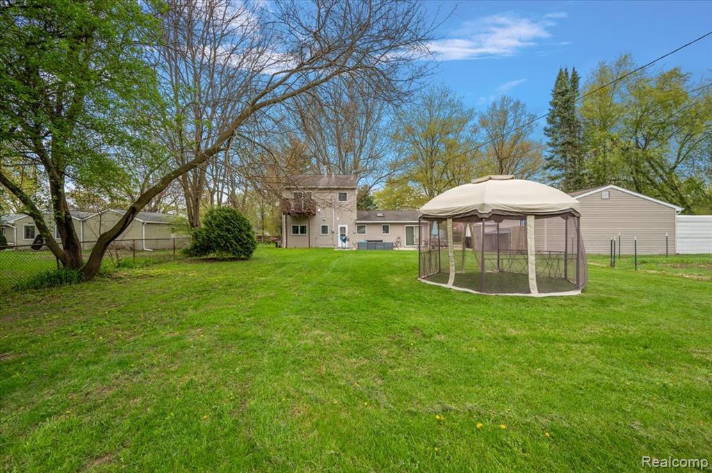 4550 Independence Drive, Clarkston, MI — Photo 53