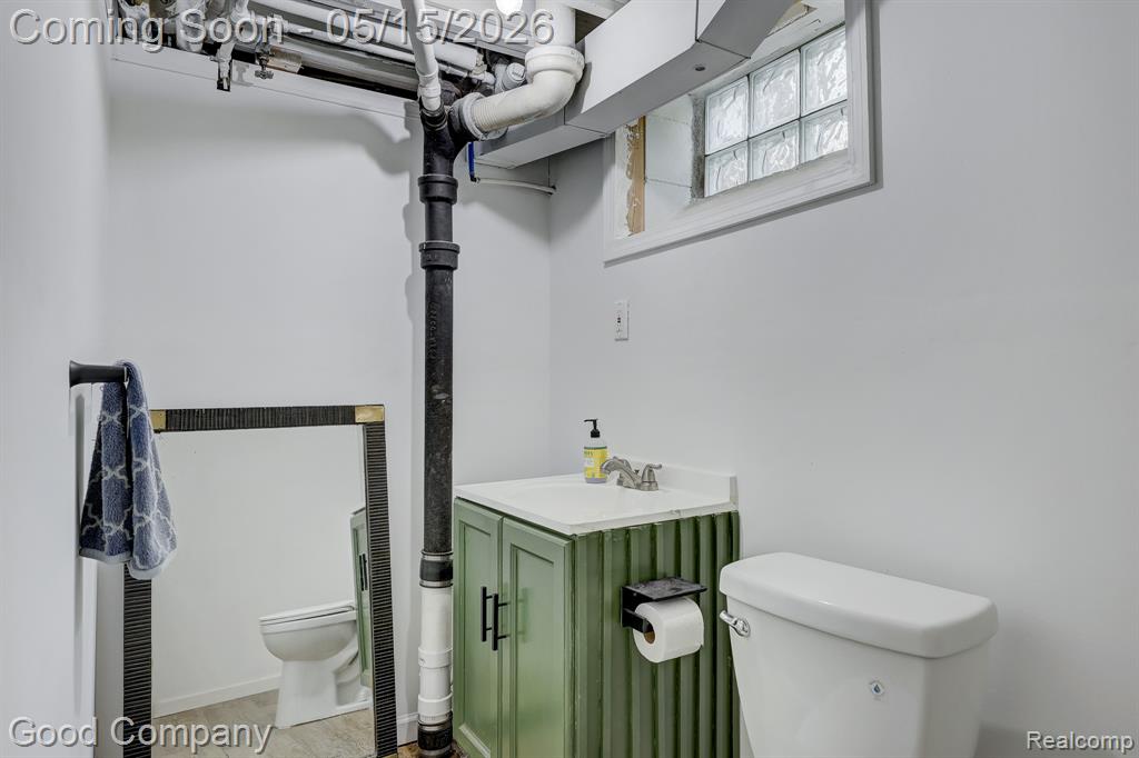 14220 Lincoln Street, Oak Park, MI 48237 — Photo 40