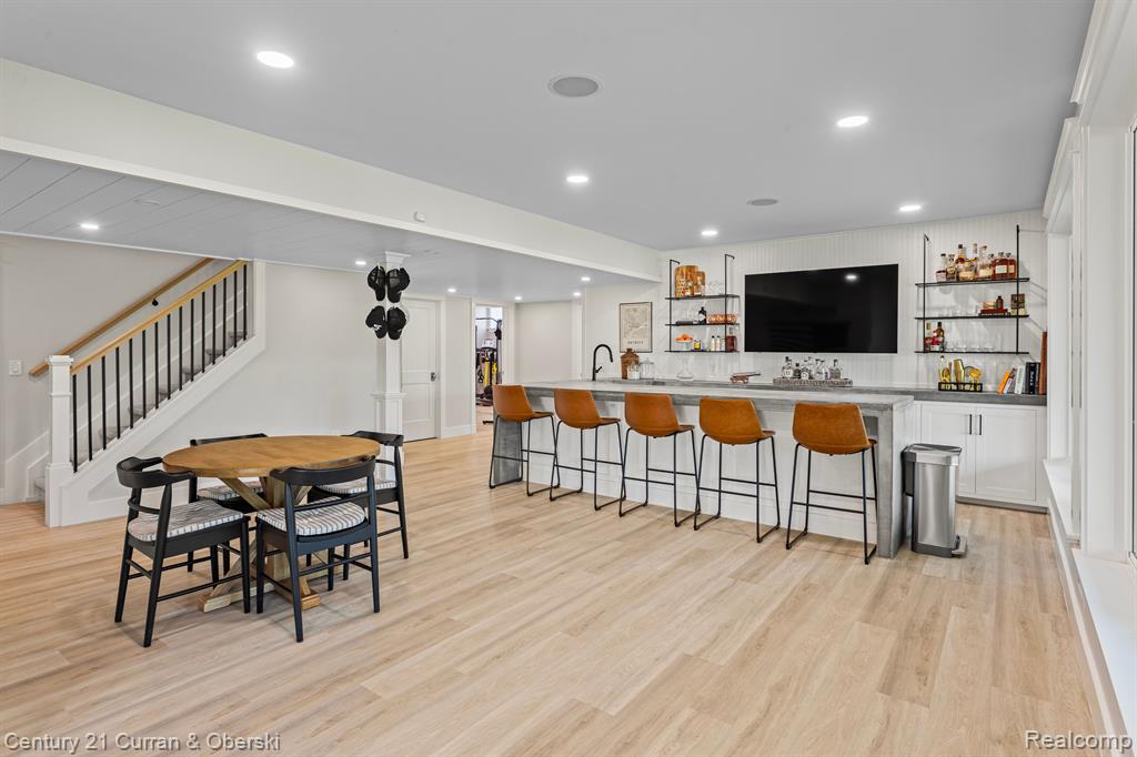 7064 CEDARBANK Drive, West Bloomfield, MI 48324 — Photo 56