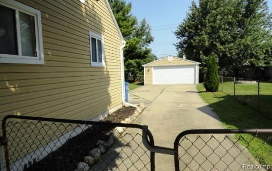 8265 Chapp Avenue, Warren, MI 48089 — Photo 13