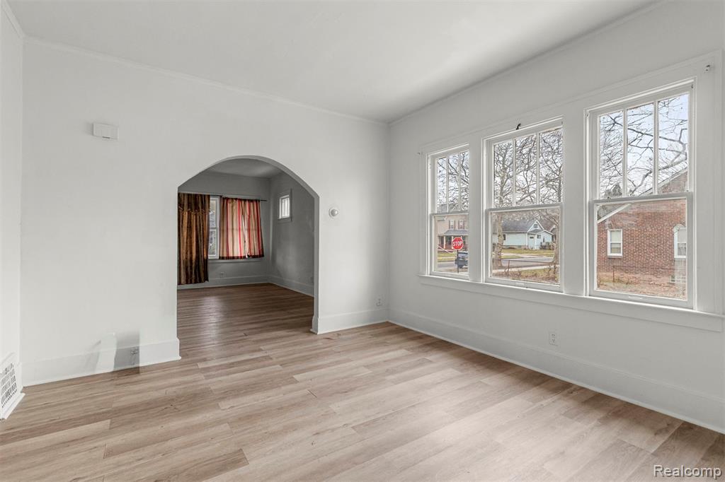 3964 Lenox Street, Detroit, MI 48215 — Photo 10