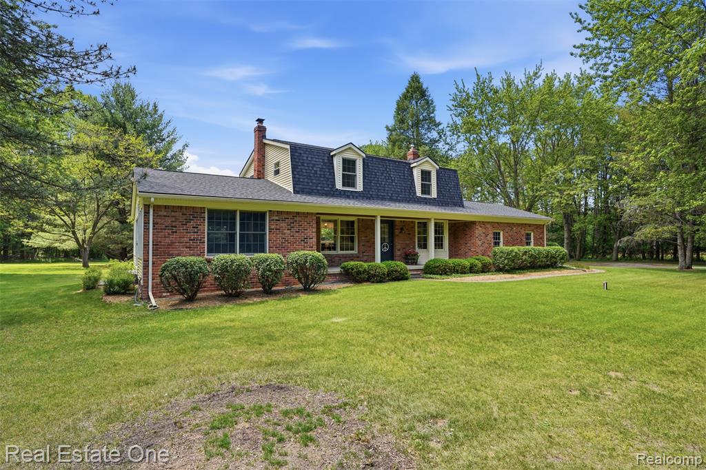 1765 Rowe Road, Milford, MI 48380 — Photo 3