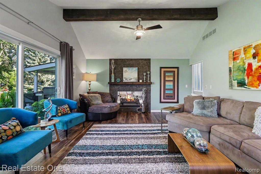 310 Pine Tree Rd Road, Lake Orion, MI 48362 — Photo 15