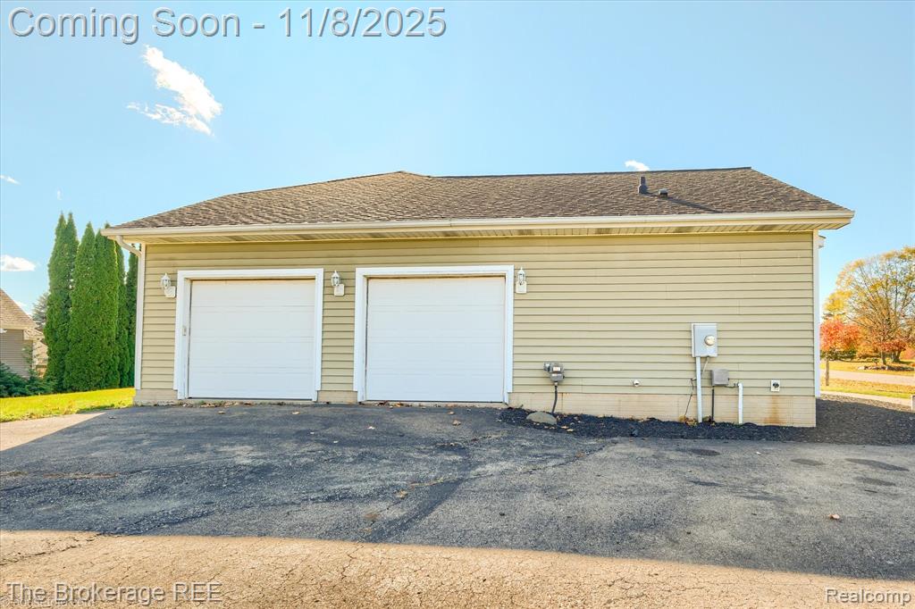 4203 Crystal Cove Court, Linden, MI 48451 — Photo 6