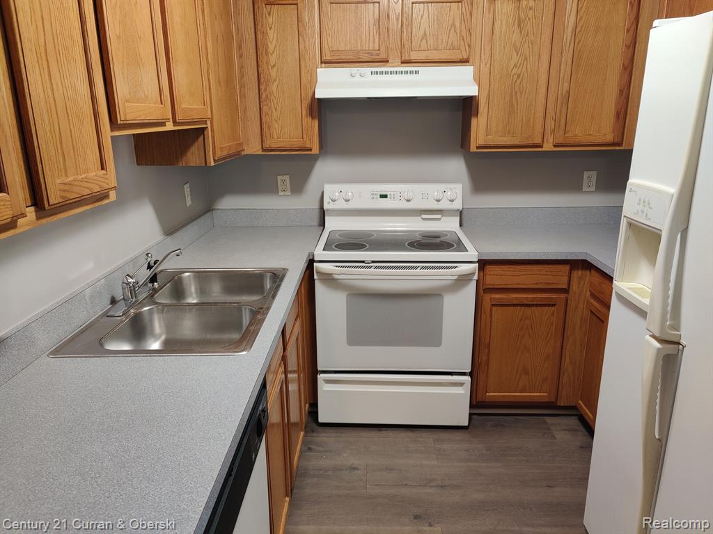 4209 SCHAEFER Road, Dearborn, MI 48126 — Photo 6