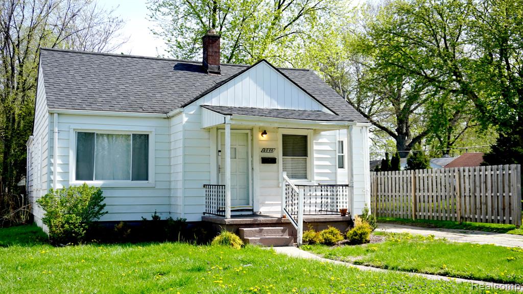5046 Lafontaine Street, Grosse Pointe, MI 48236 — front exterior