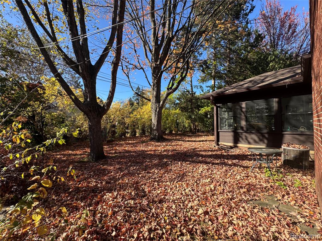 6 Danvers Lane, Dearborn, MI 48120 — Photo 39