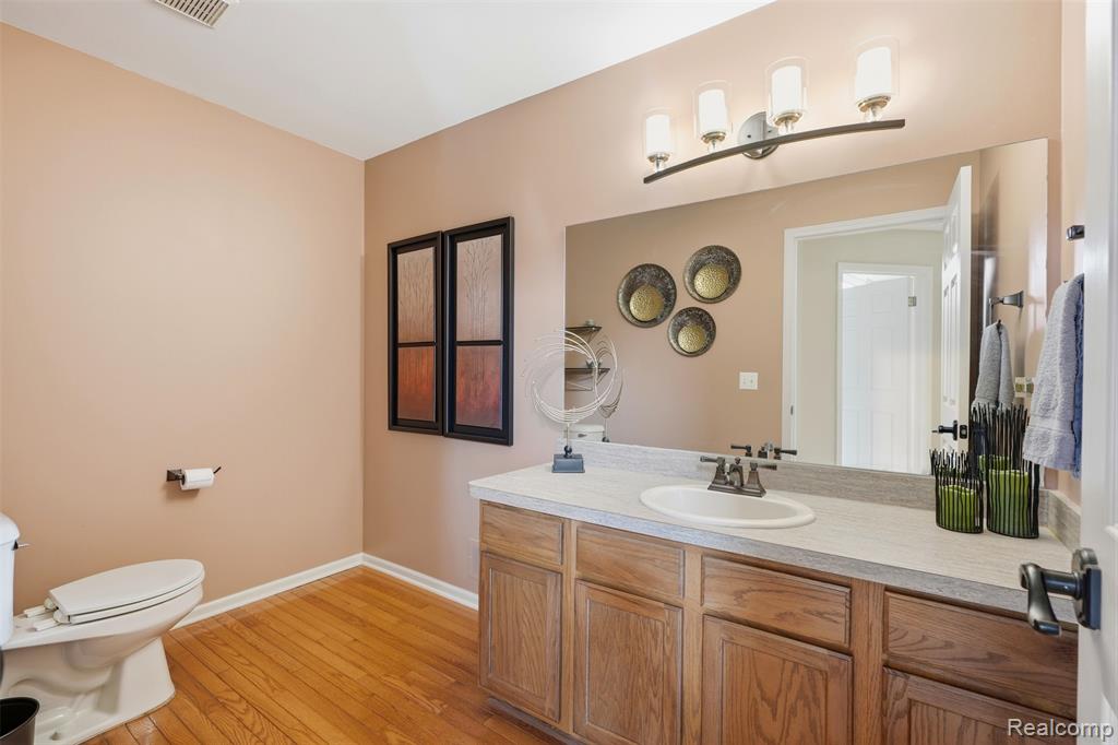 6140 Warwick Drive, 6, Commerce Twp, MI 48382 — Photo 21