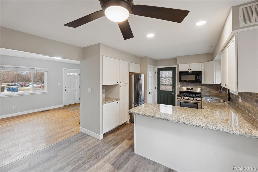 3063 Williamsburg Road, Ann Arbor, MI 48108 — Photo 11