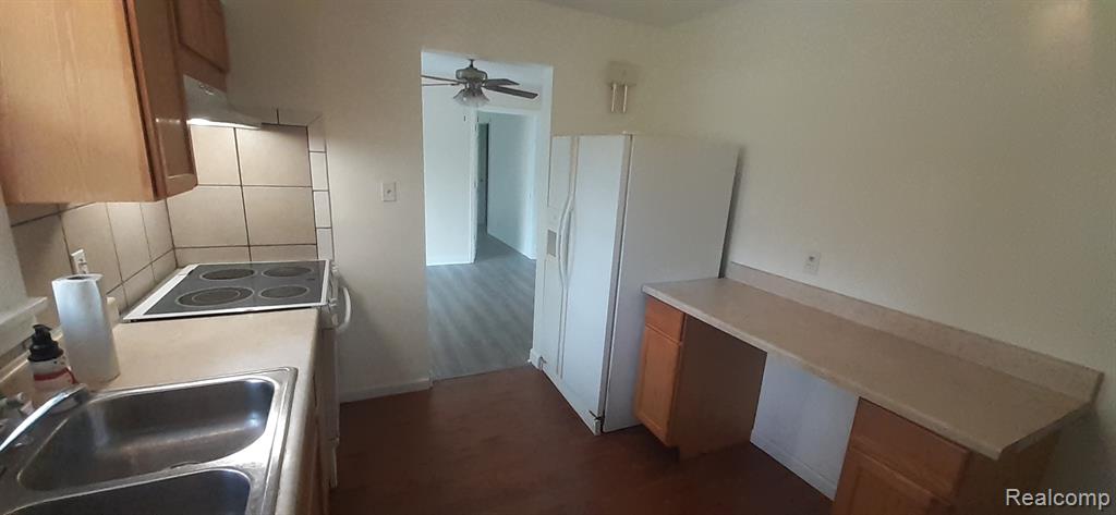 6184 Flushing Road, Flushing, MI 48433 — Photo 9