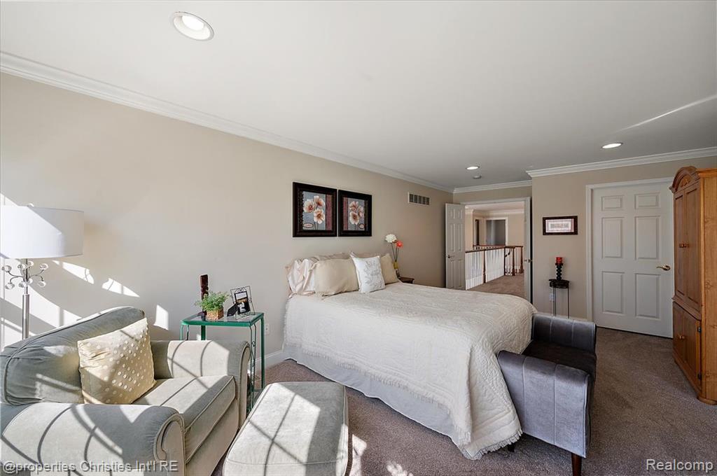 44683 Broadmoor Circle N, Northville, MI 48168 — Photo 36