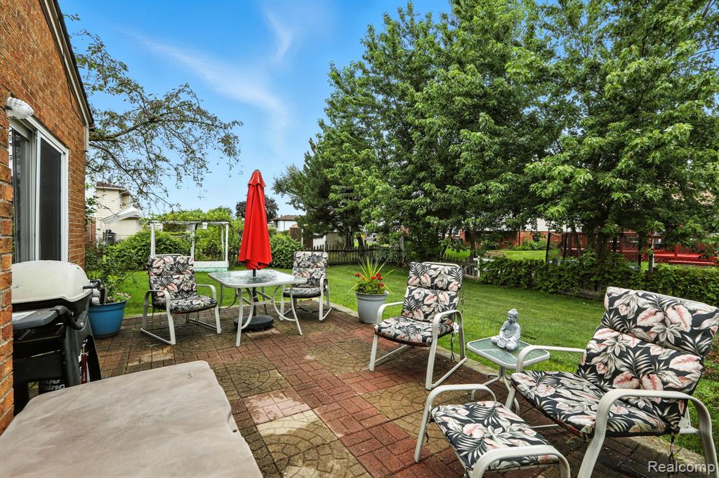 4761 Fox Hill Drive, Sterling Heights, MI 48310 — Photo 7