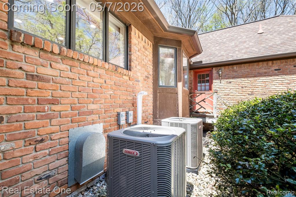 785 Old Milford Farms, Milford, MI 48381 — Photo 76