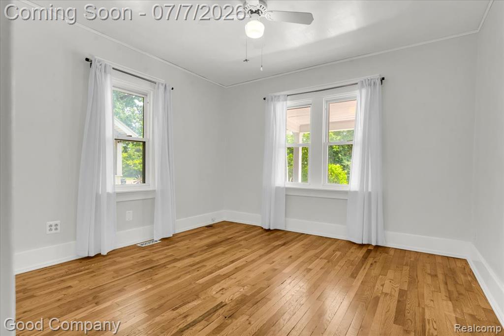407 E Maryland Avenue, Royal Oak, MI 48067 — Photo 12