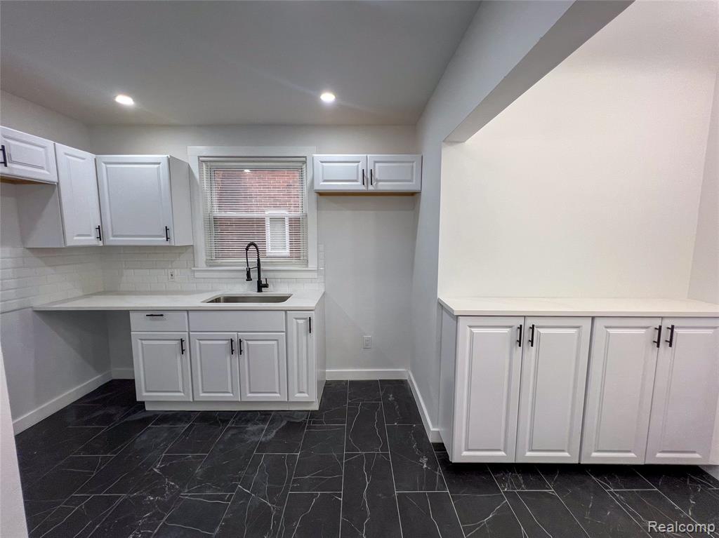 9961 Robson Street, Detroit, MI 48227 — Photo 10