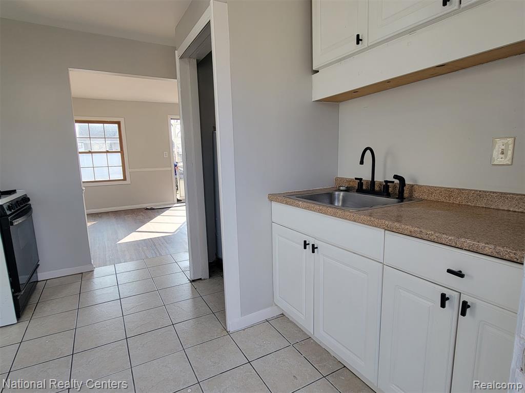 7527 Ford Avenue, Warren, MI 48091 — Photo 6
