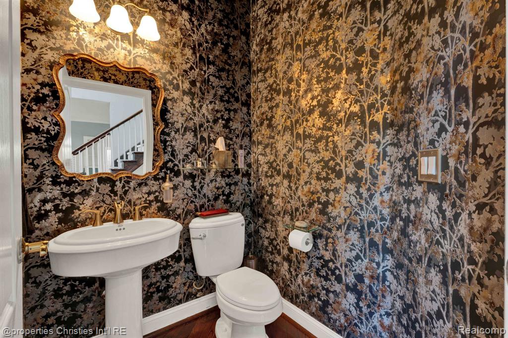 45836 Tournament Drive, Northville, MI 48168 — Photo 24