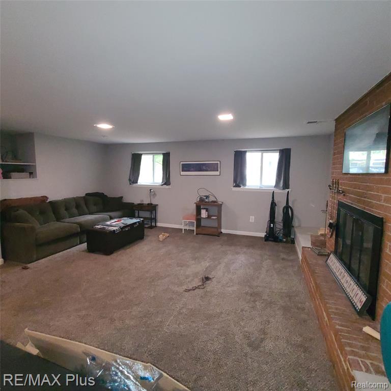698 Shenandoah Drive, Clawson, MI — Photo 17