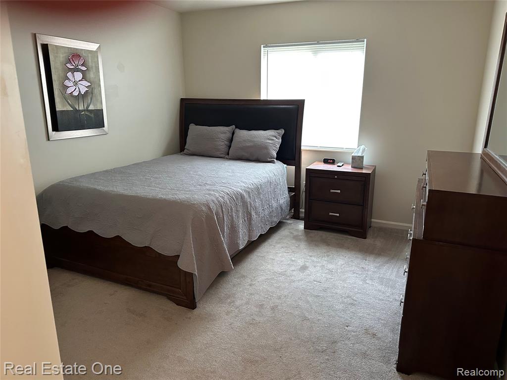 1429 Sherwood Forest Court, Waterford, MI 48327 — Photo 12