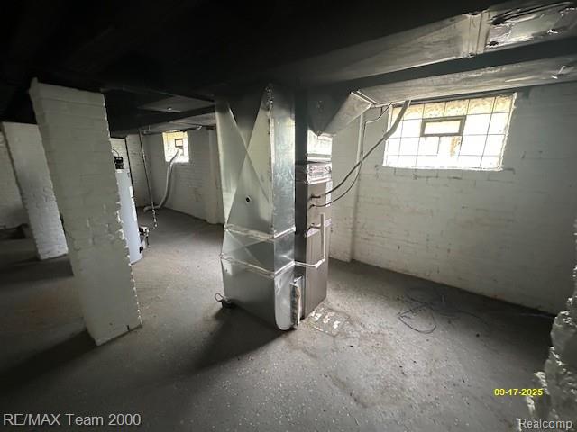 233 Leicester Court, Detroit, MI 48202 — Photo 25