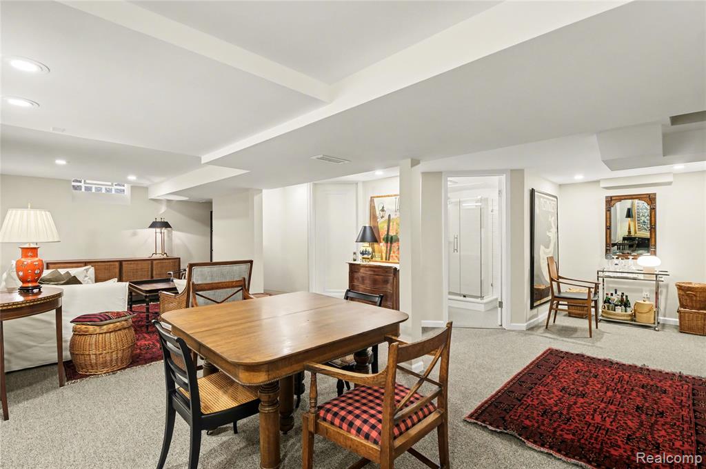 38 Maplefield Road, Pleasant Ridge, MI — Photo 18