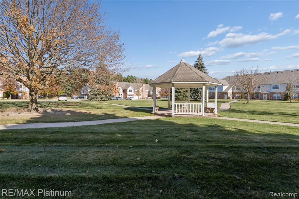 742 Olde English Circle, Howell, MI 48855 — Photo 22