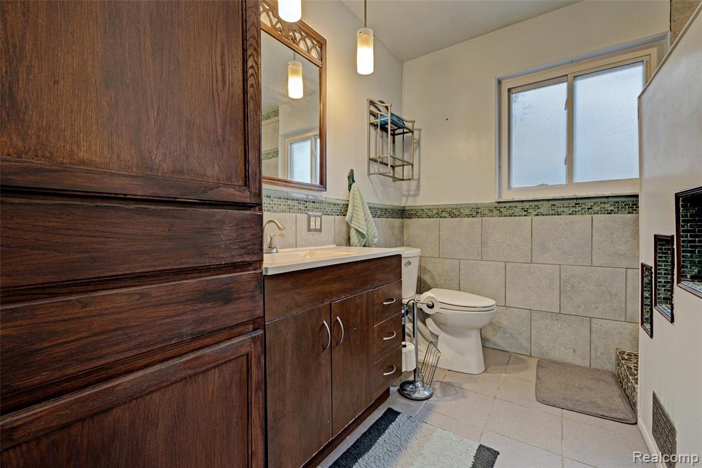 8704 Edna Drive, Warren, MI 48093 — Photo 39