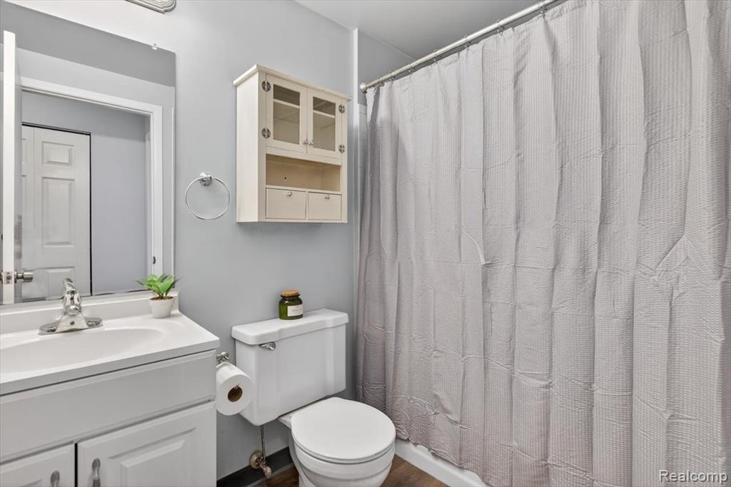 3121 Sunnyside Court, Lake Orion, MI — Photo 24