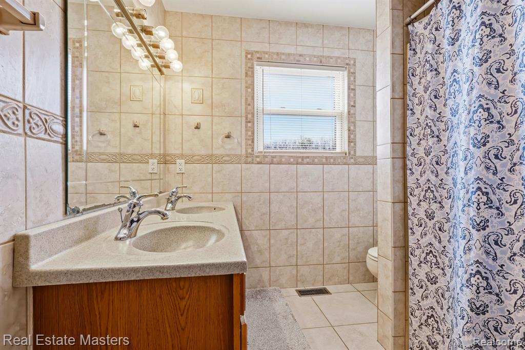 8187 N Elms, Flushing, MI 48433 — Photo 24